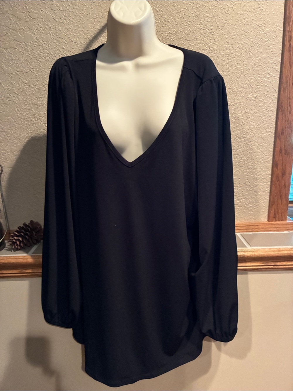 torrid Black V-Neck Long Sleeve Tunic